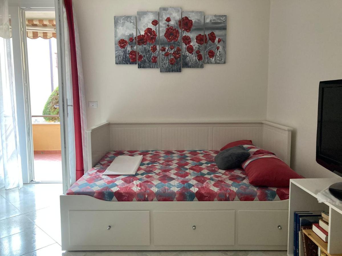 Appartamento A Peschiera Del Garda Con Piscina Zewnętrze zdjęcie